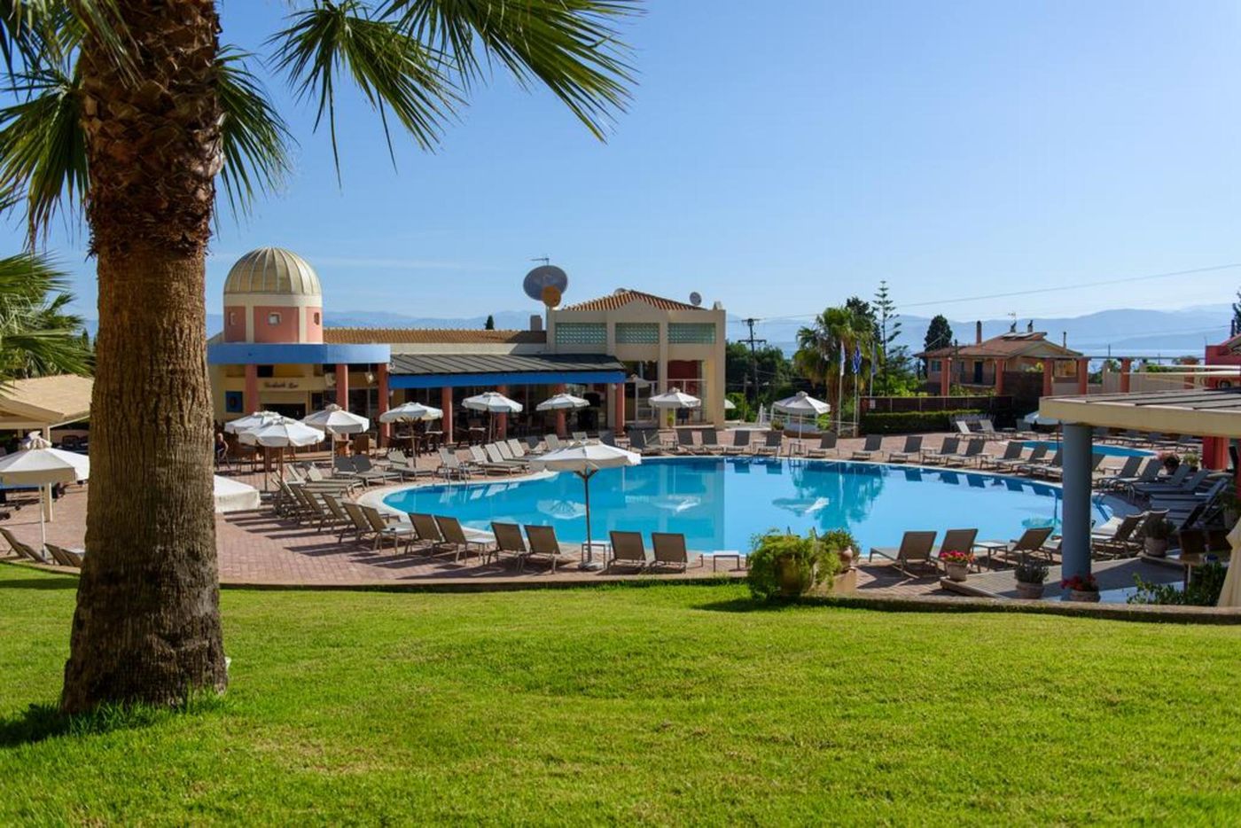 Olympion-Village-Pool-3