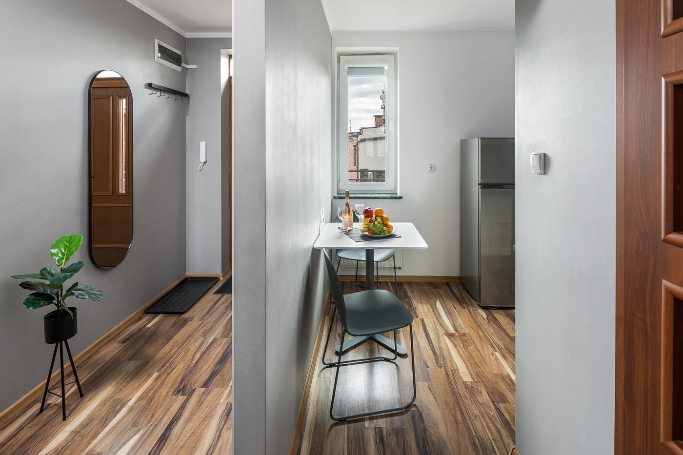 Corner-House-Residence-Room-2