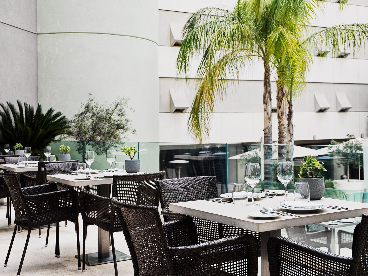 Galaxy-Hotel-Iraklio-Restaurant-12