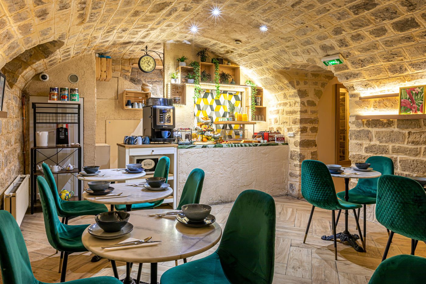 Hotel-Romance-Malesherbes-by-Patrick-Hayat-Restaurant-8