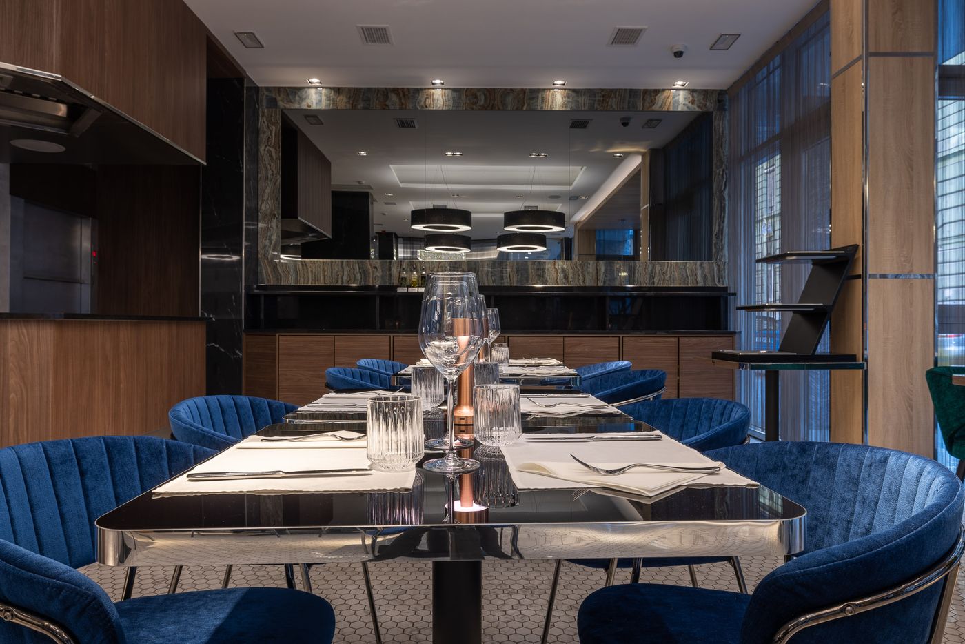 Silver-Crown-Hotel---Residence--Palace-Quarter-Restaurant-55