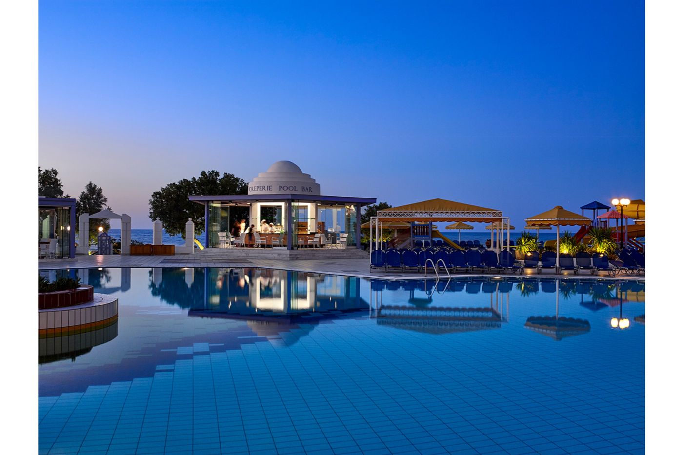 Serita-Beach-Hotel-Pool-8