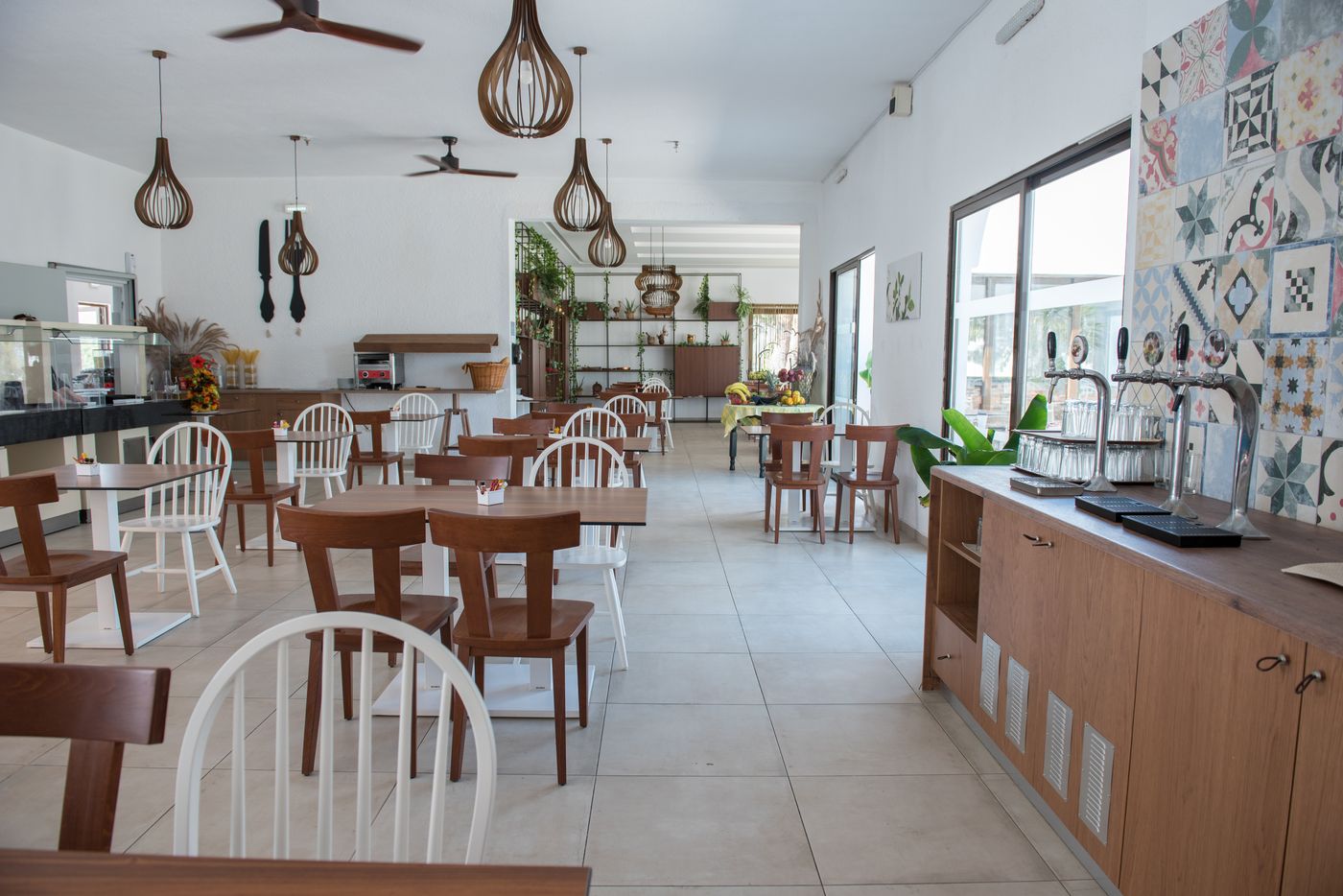 Summer-Village-Hotel-Restaurant-38