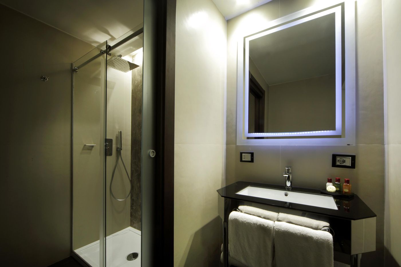 Unica-Suites-Roma-Room-48