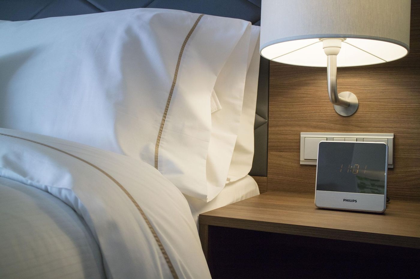 Element-Amsterdam-Room-49