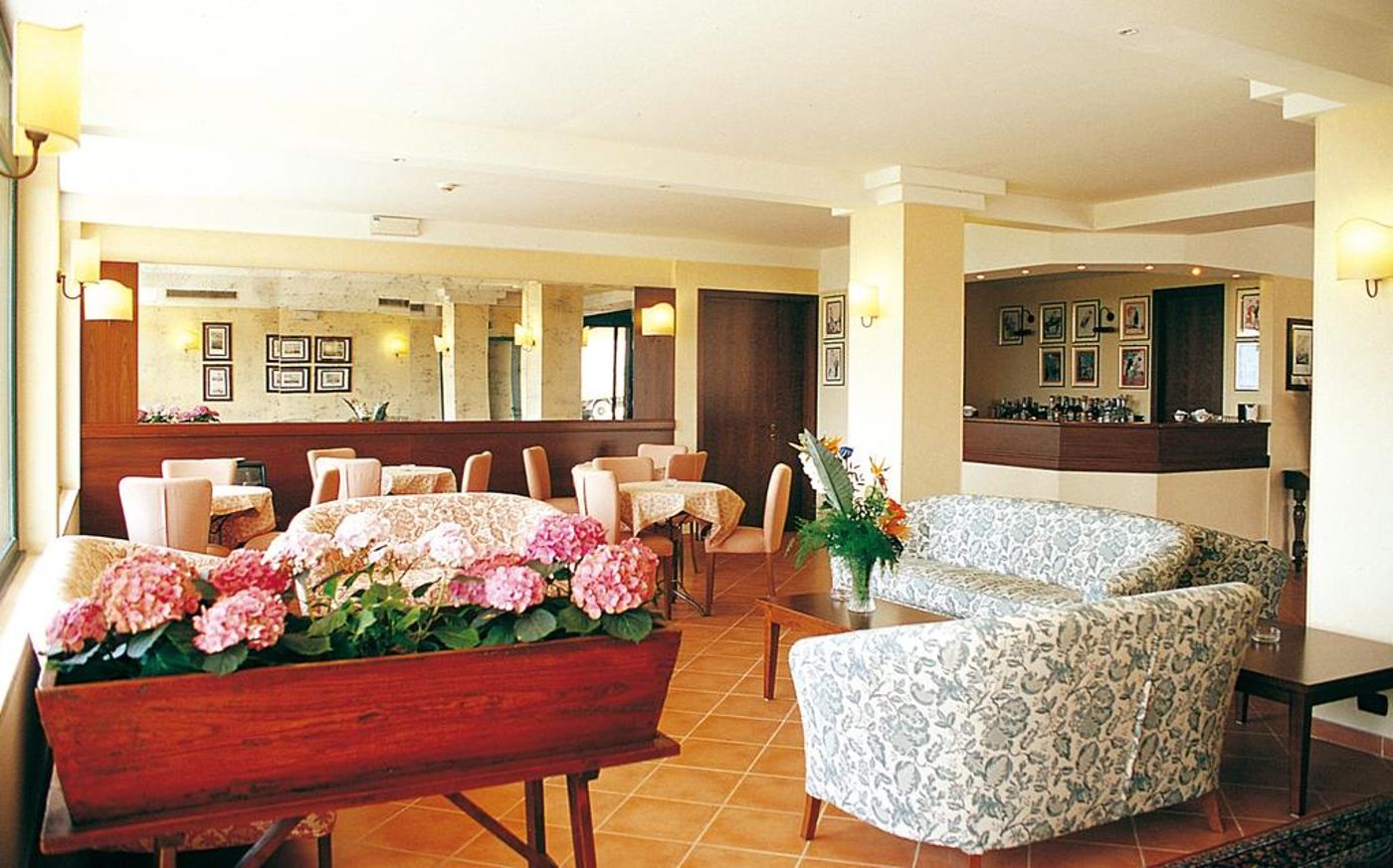 Sangallo-Park-Hotel-Siena-Lobby-2