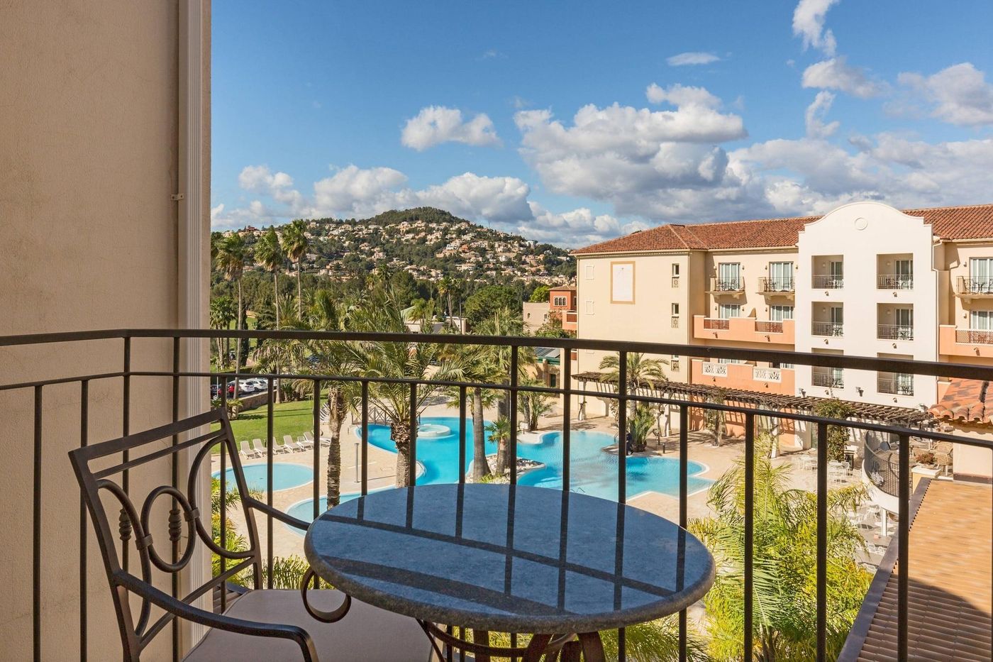 Denia-La-Sella-Golf-Resort-and-Spa-Room-10