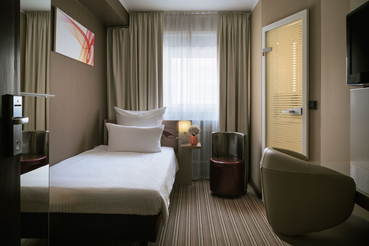 Leonardo-Boutique-Hotel-Munich-Room-9