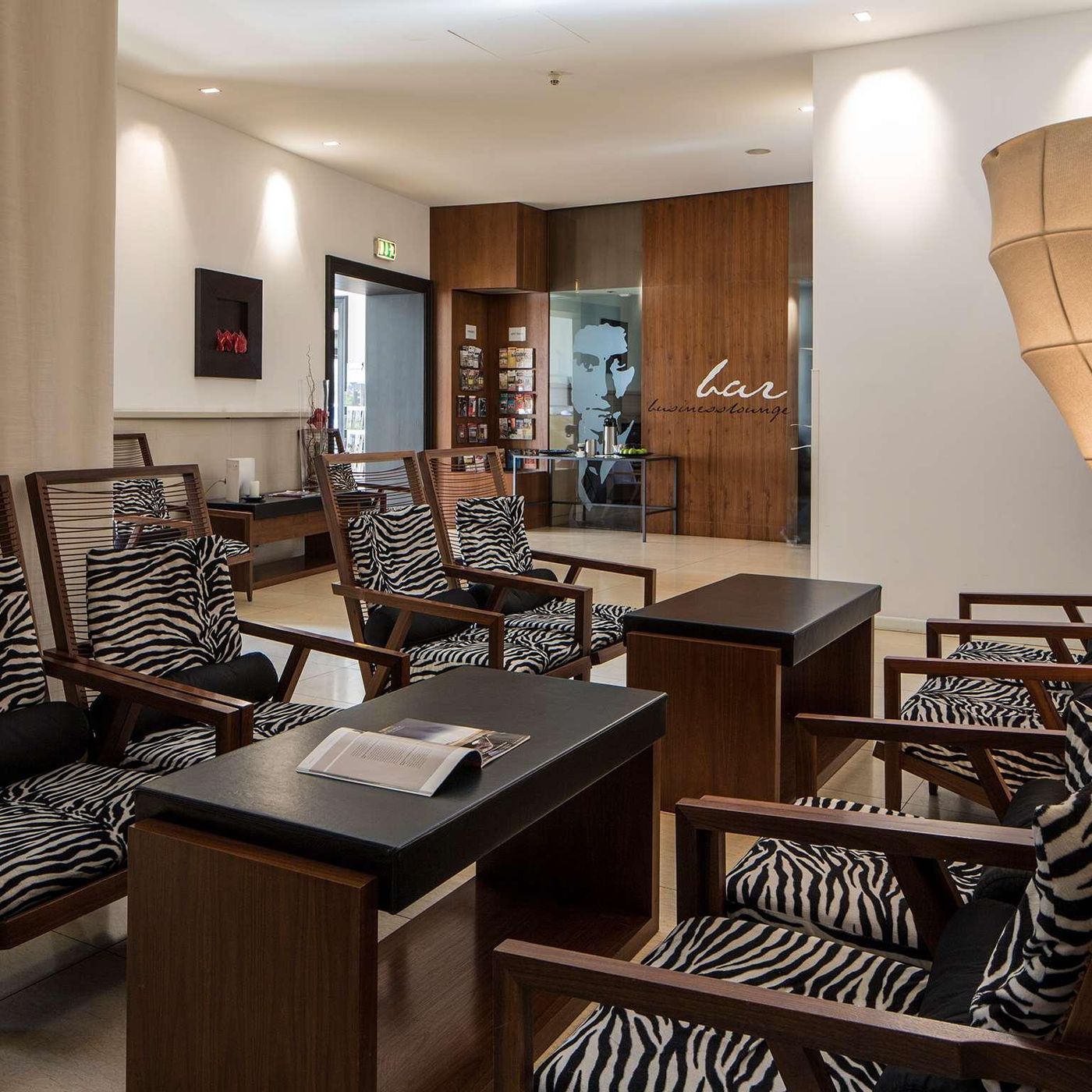 Hotel-Prague-Inn-Room-3