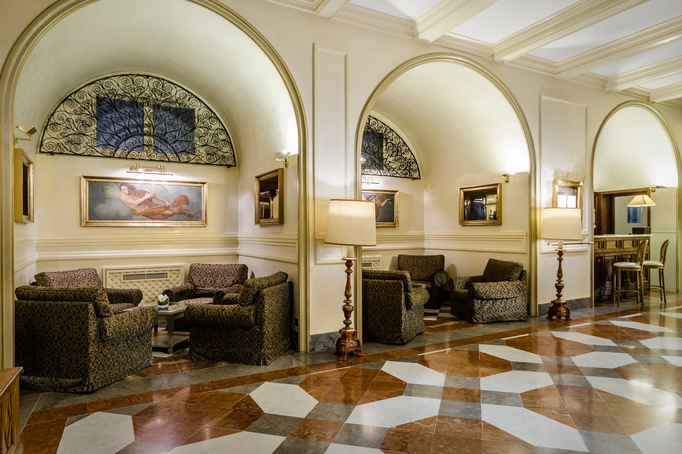 Eurostars-Centrale-Palace-Bar-52