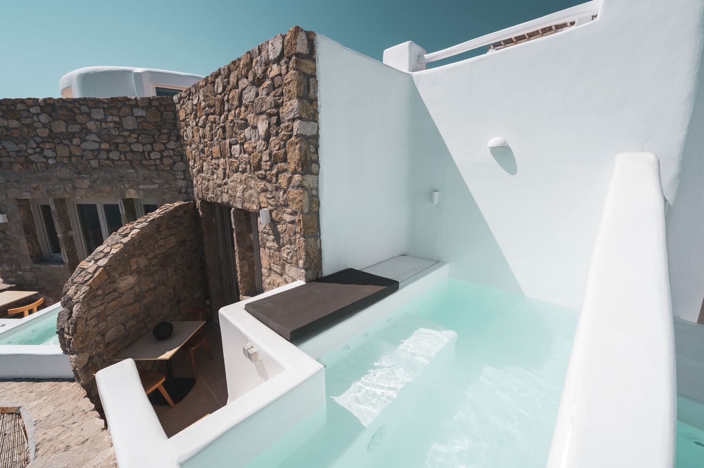 Rocabella-Mykonos-Art-Room-7