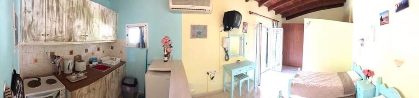 Irene-Apartments-Ag--Gordios-Room-22