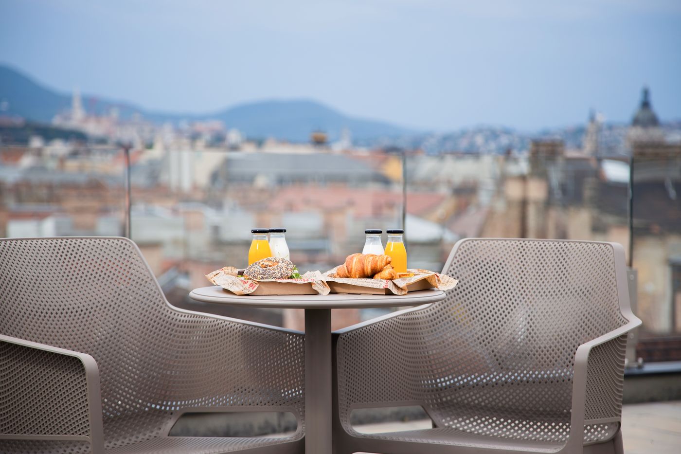 The-Amberlyn-Suite-Hotel-General-view-66