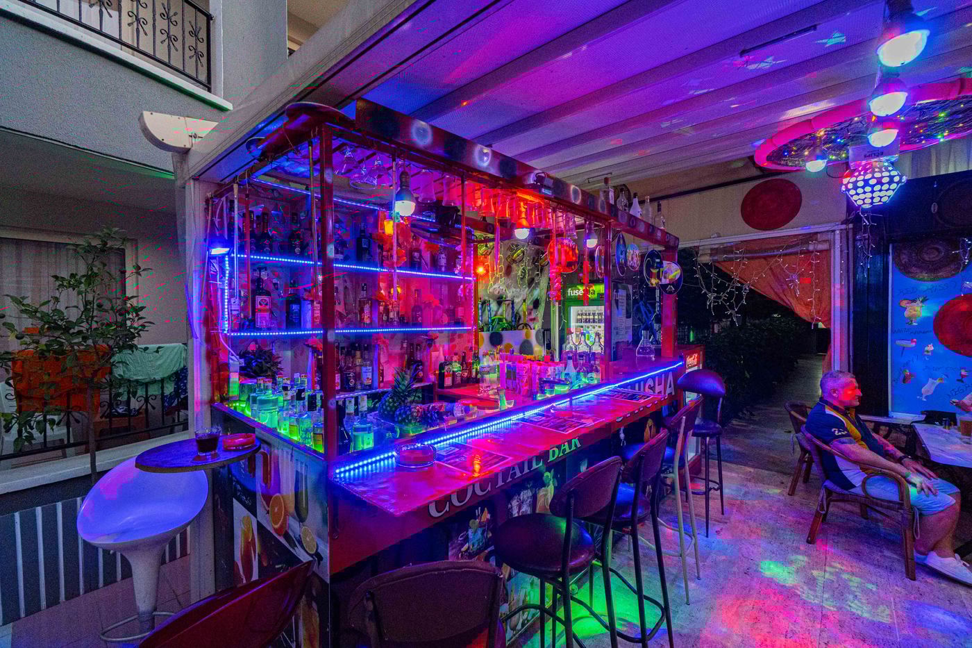 Sayanora-Hotel-Bar-66