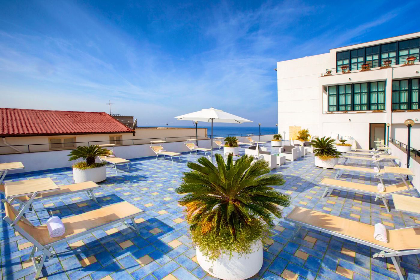 Panorama-Palace-Terrace-2