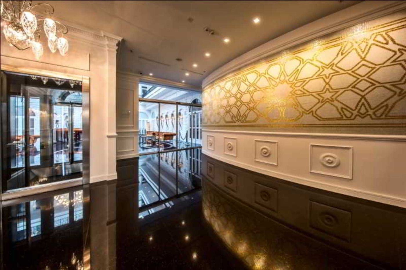 Prestige-Hotel-Budapest-Lobby-9