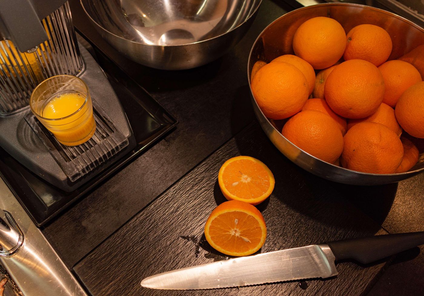 Hilton-Garden-Inn-Brussels-City-Centre-Restaurant-55