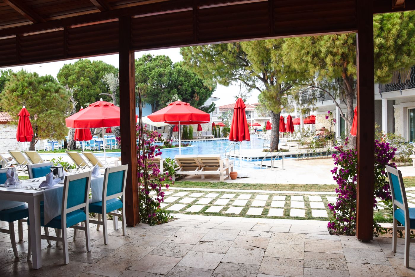 Selectum-Family-Comfort-Side-Restaurant-13