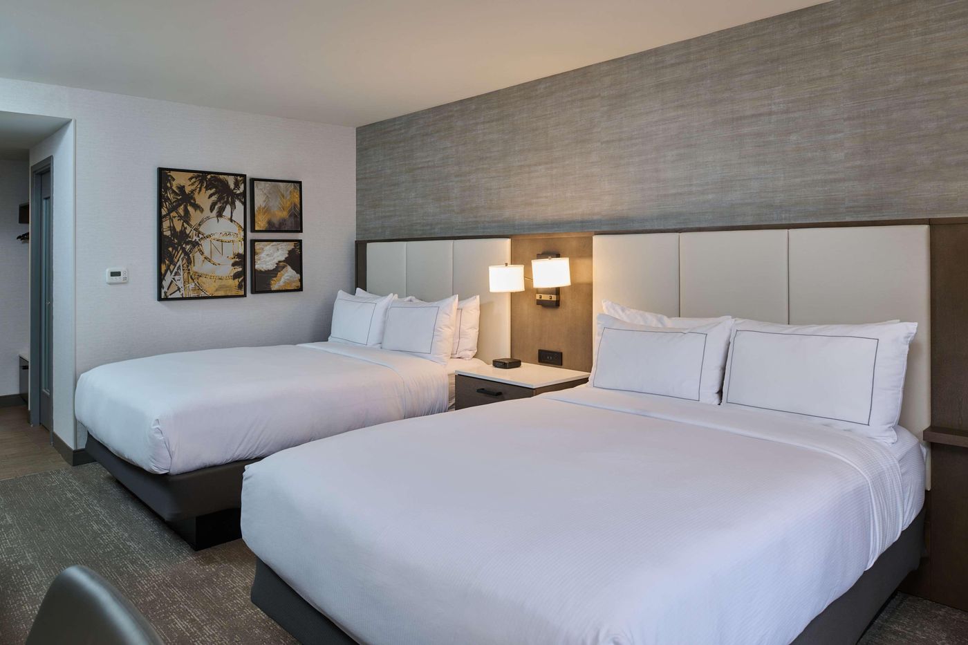 Doubletree-by-Hilton-Buena-Park-Room-14