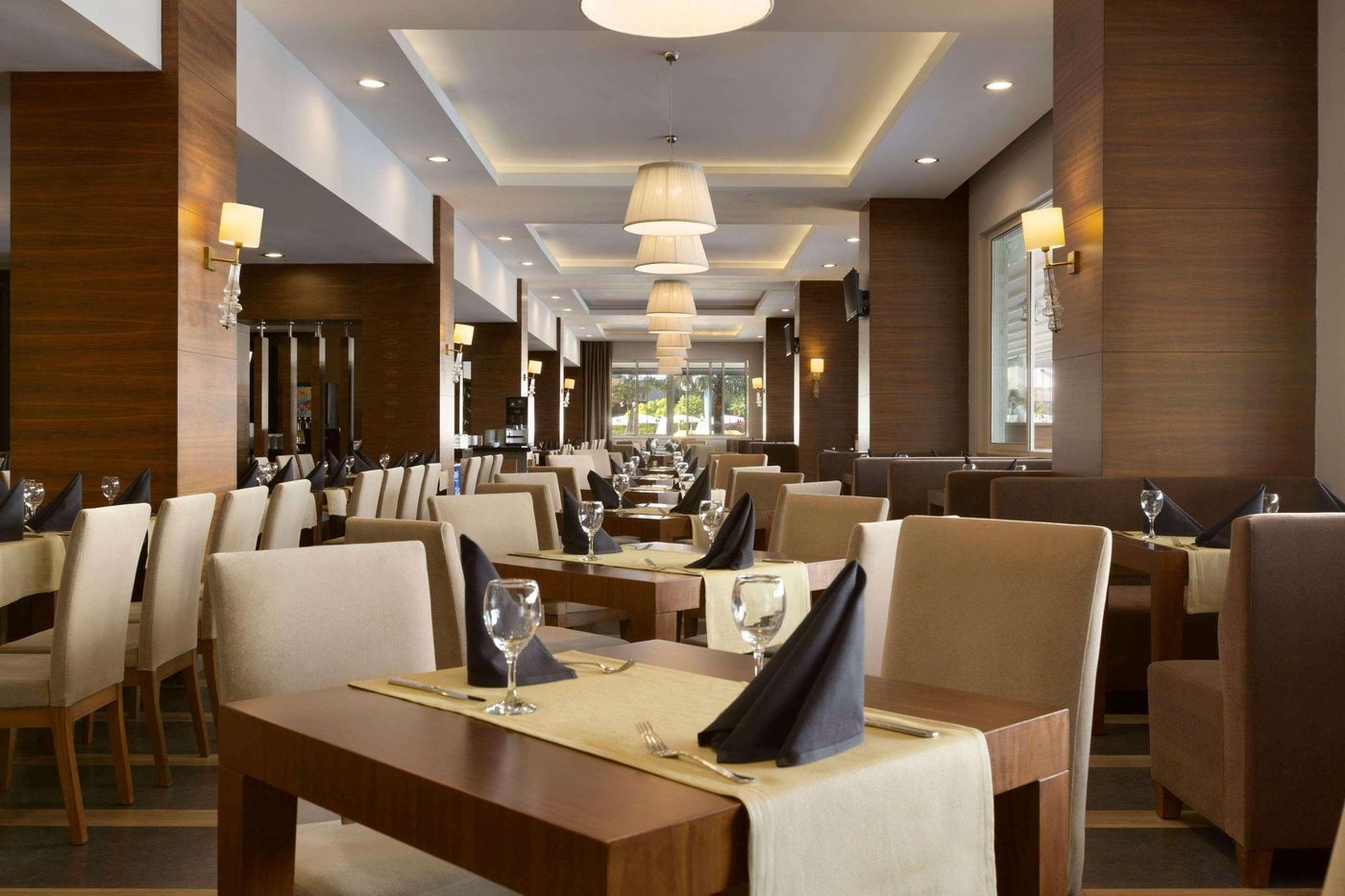 Ramada-Resort-Lara-Restaurant-43