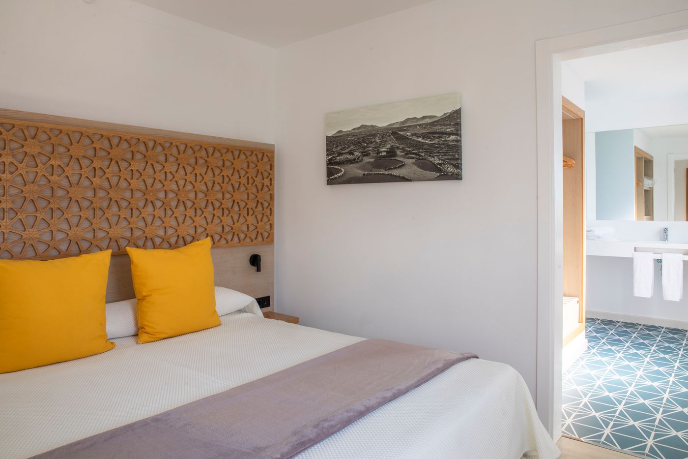 Oasis-Lanz-Beach-Mate-Room-37