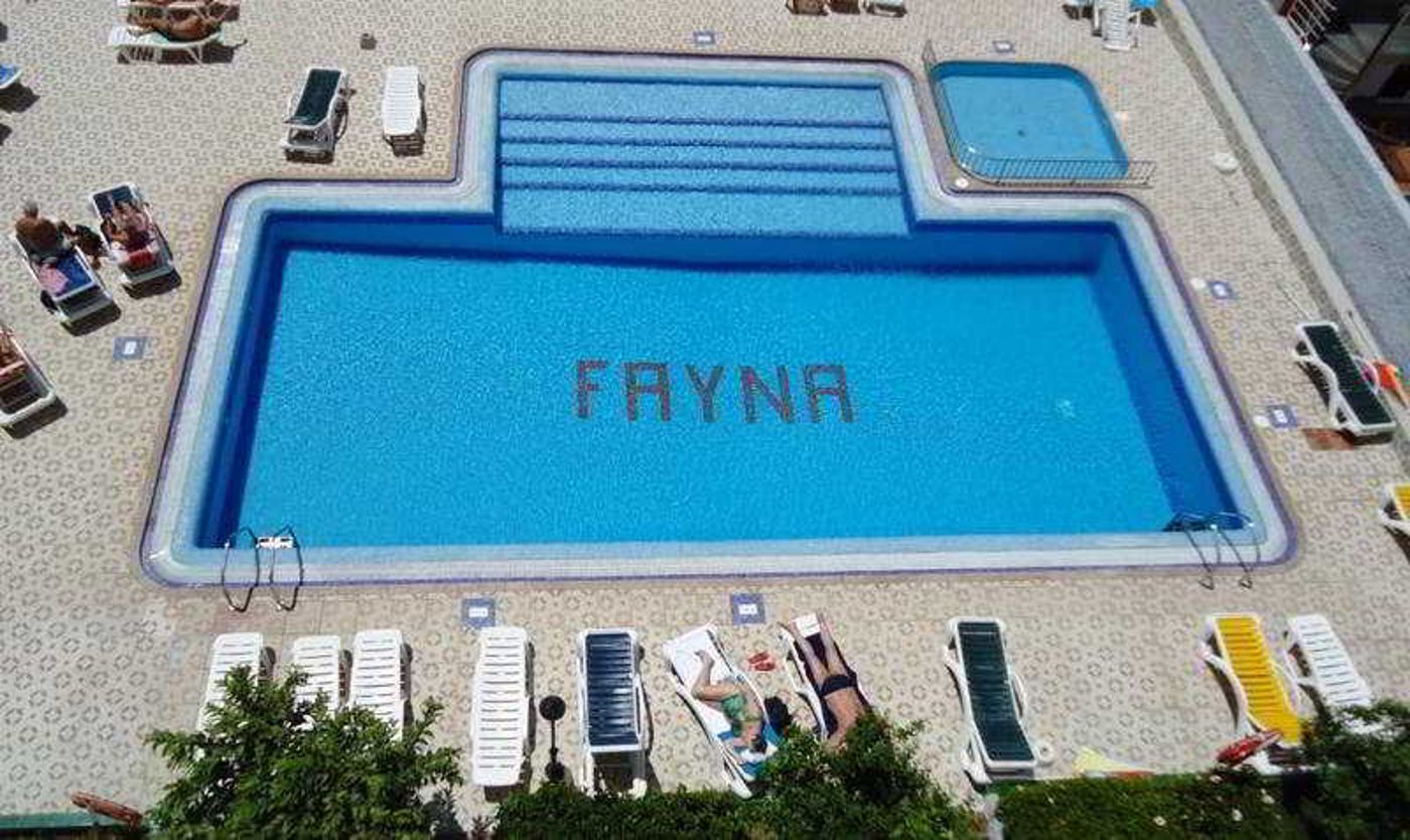 Fayna-Pool-10