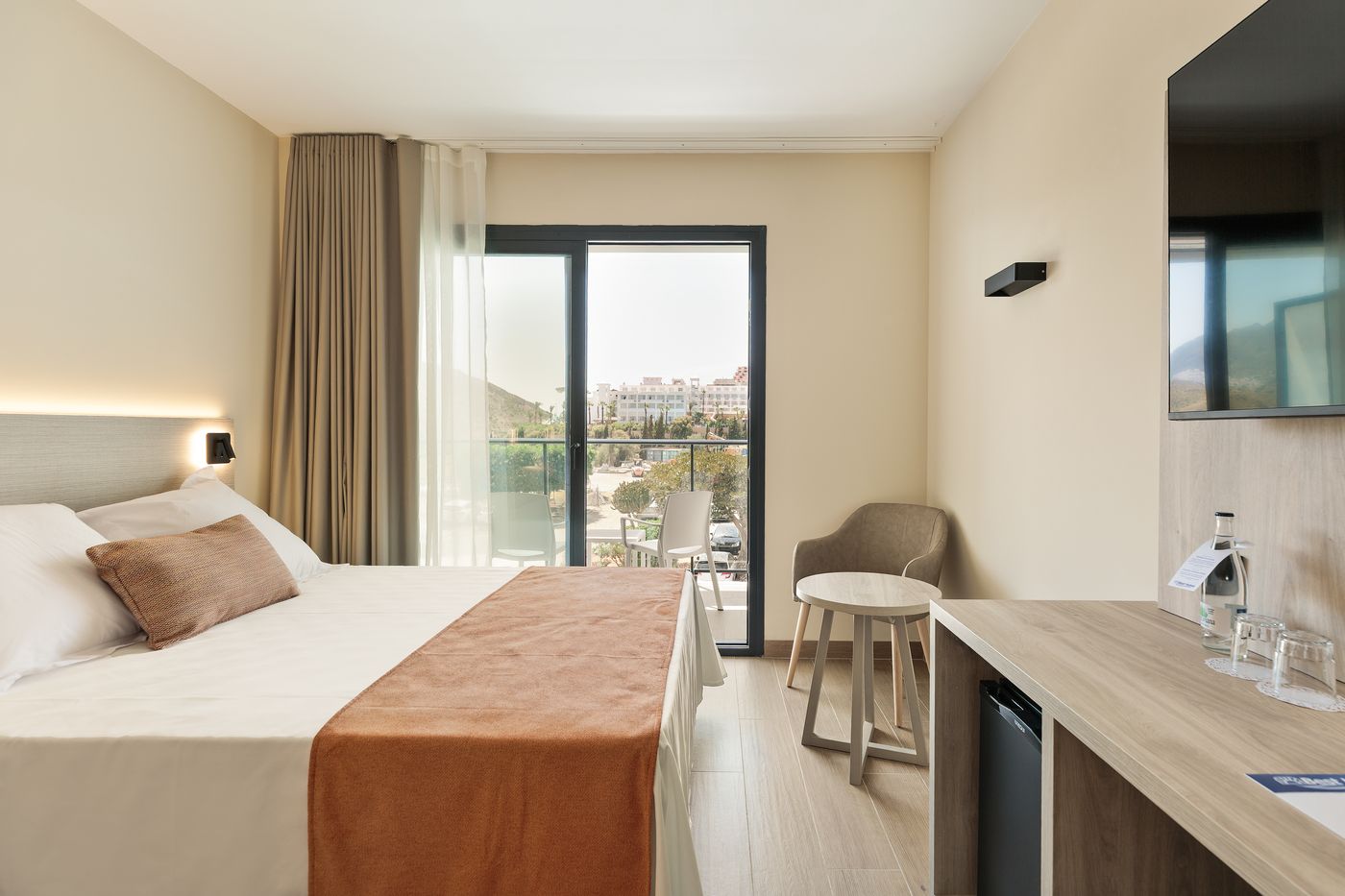 Best-Oasis-Tropical-Room-27