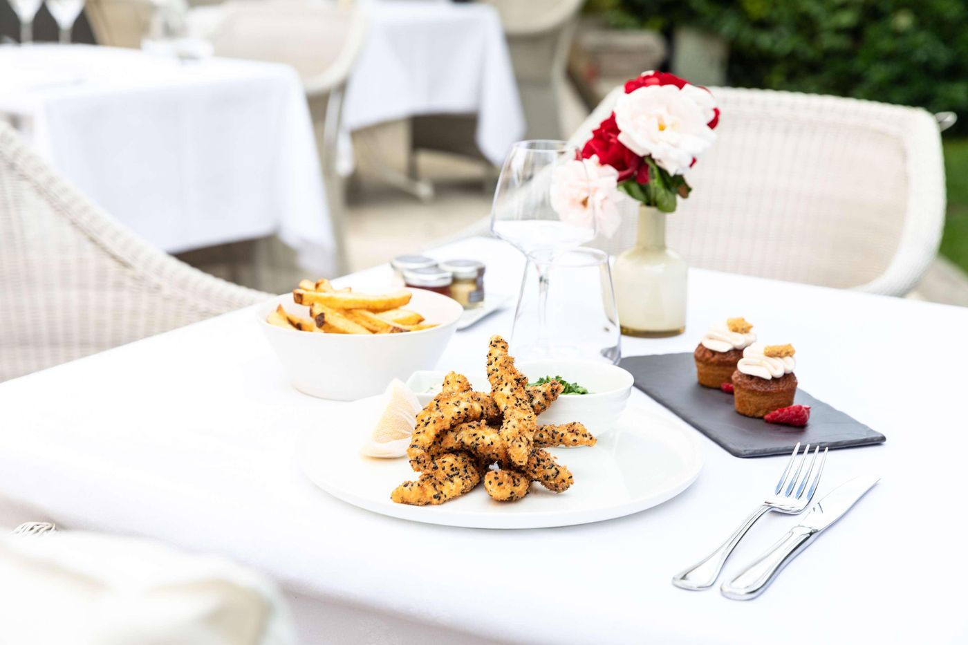 Waldorf-Astoria-Versailles---Trianon-Palace-Restaurant-88