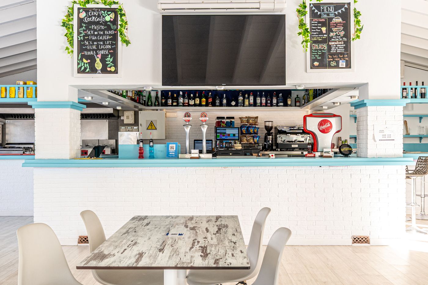 03.09.25 Holiday Center