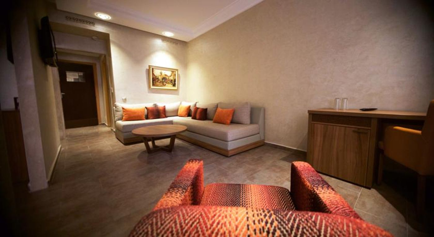 Dellarosa Hotel Suites and Spa