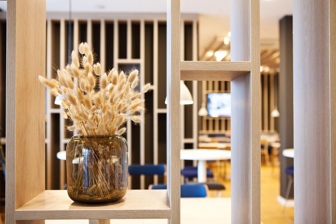 Holiday-Inn-Express-Munich---Olympiapark-Lobby-29