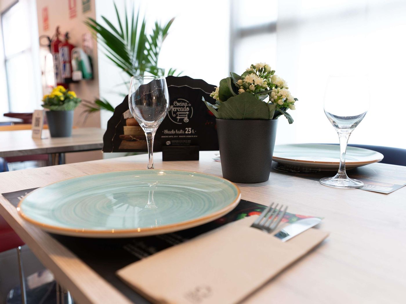 Novotel-Suites-Malaga-Centro-Bar-48