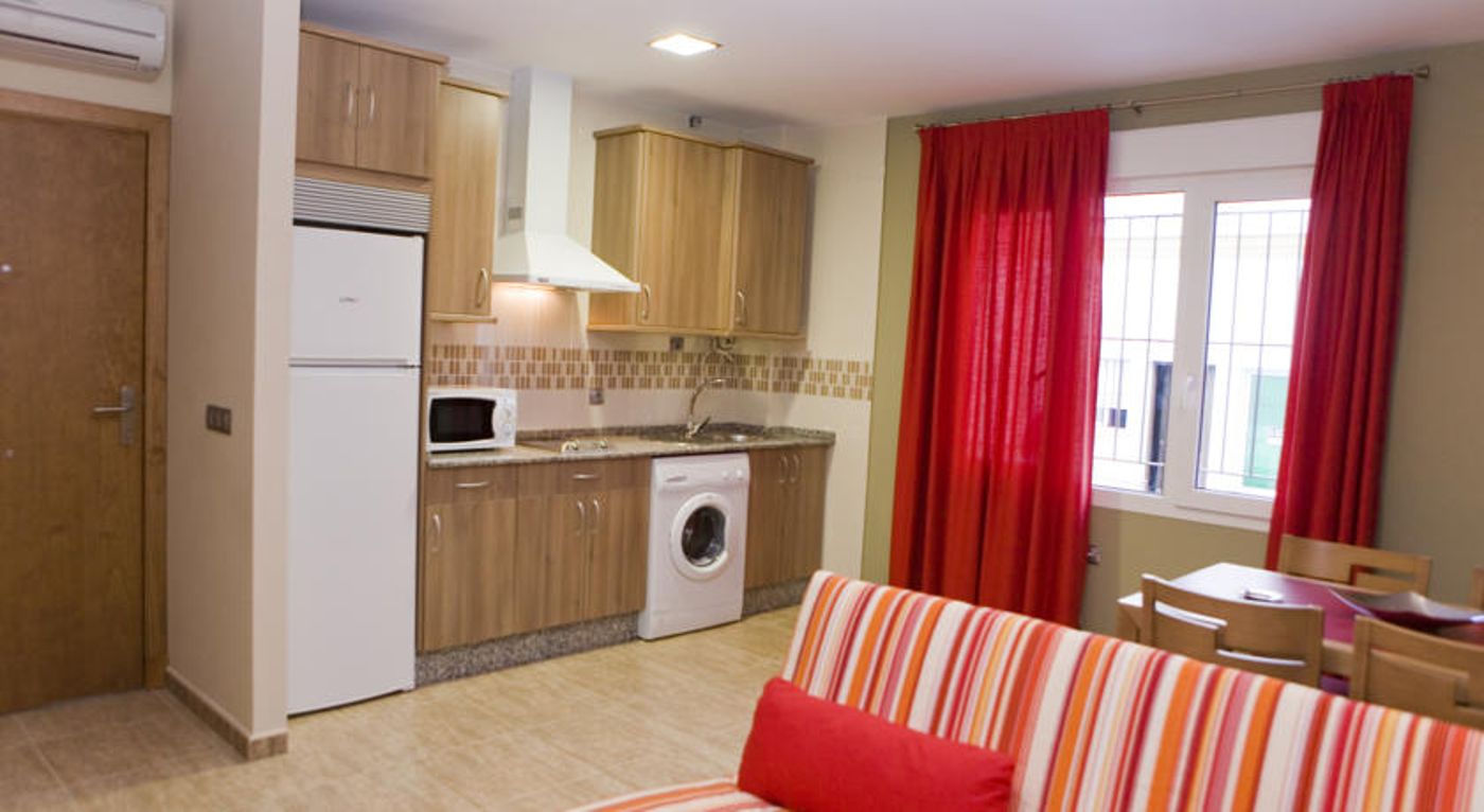 Conilsol Hotel y Aptos