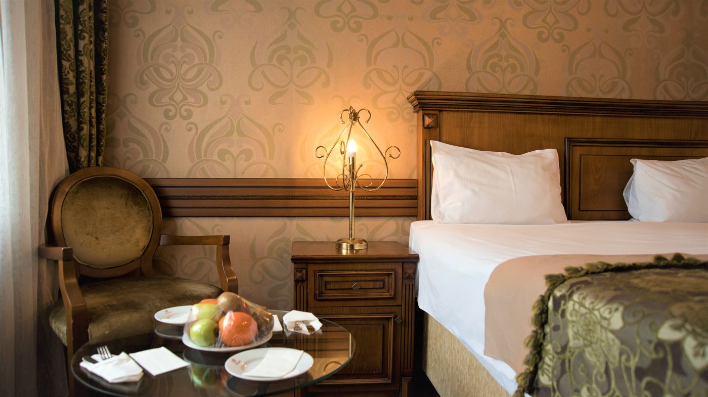 Ferman-Hotel-Room-42