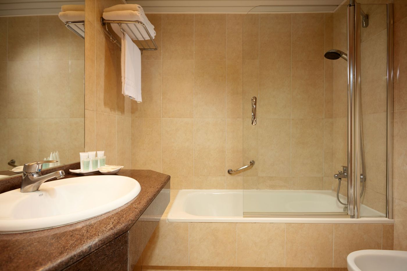 Las-Arenas-Affiliated-by-Melia-Room-41