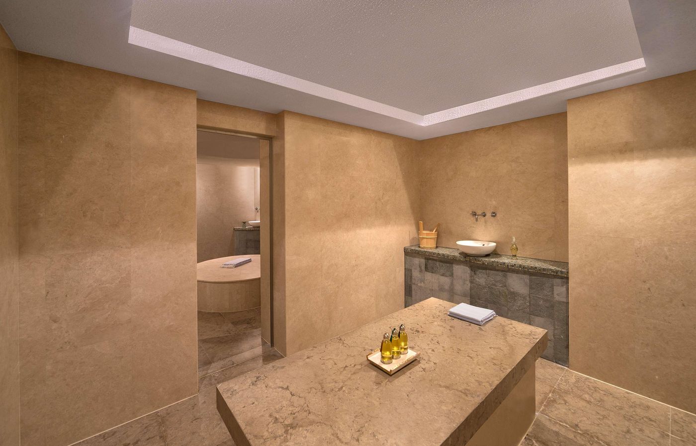 Hyatt-Regency-Dubai-Creek-Heights-Sports-and-Entertainment-53