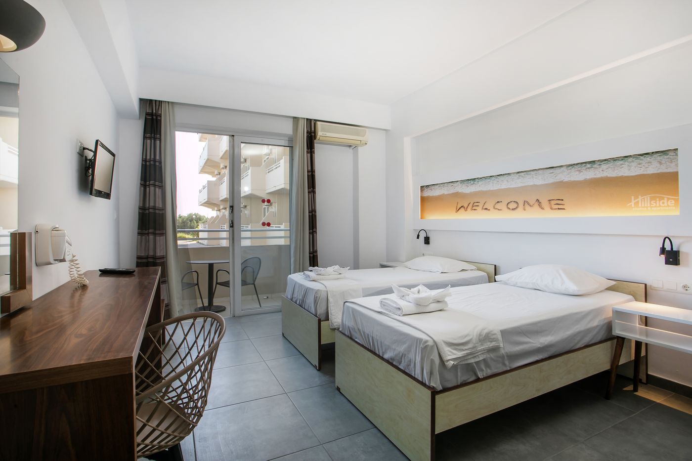 Hillside-Studios-Room-26