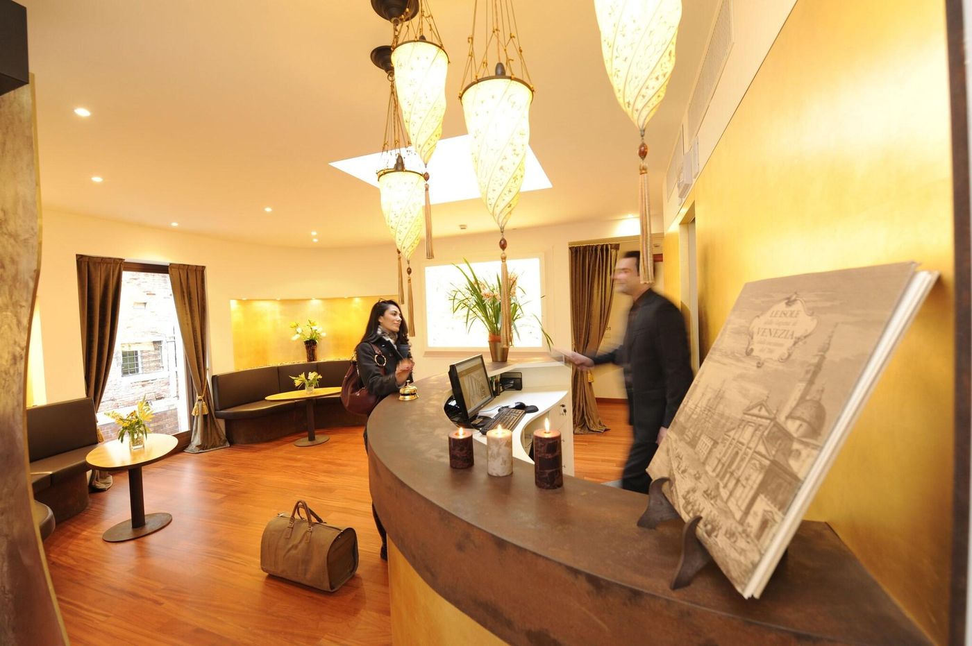 Hotel-Le-Isole-Lobby-13