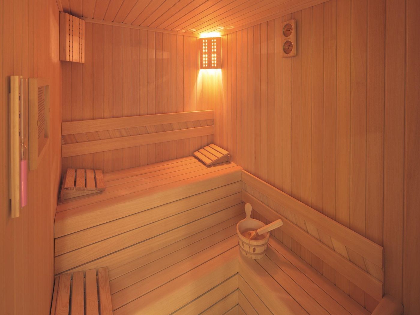 Movenpick-Hotel-Istanbul-Golden-Horn-Sports-and-Entertainment-64