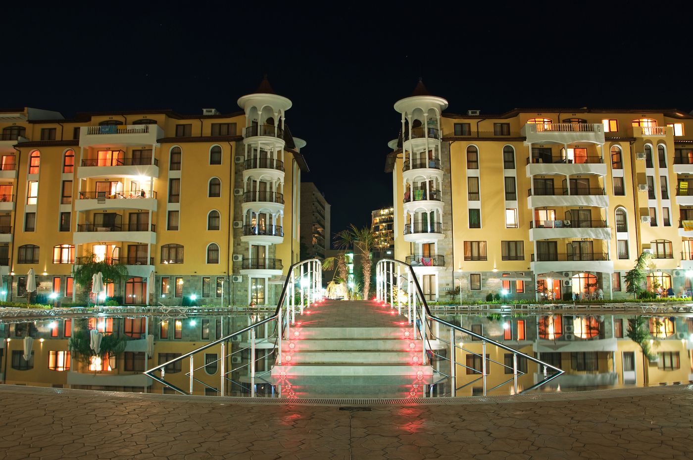 Royal-Sun-Apartments-General-view-21