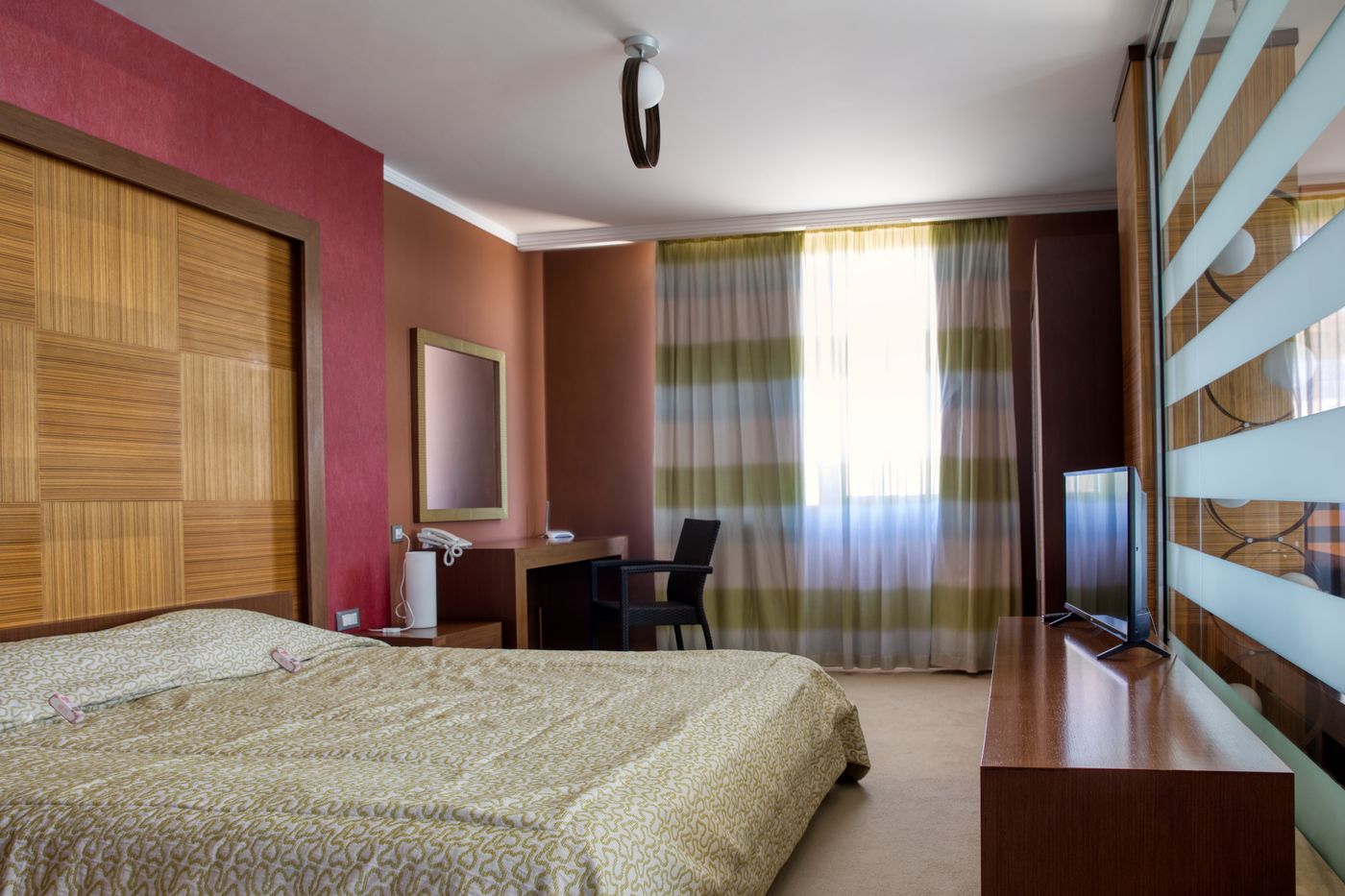 MPM Hotel Zornitza Sands and SPA