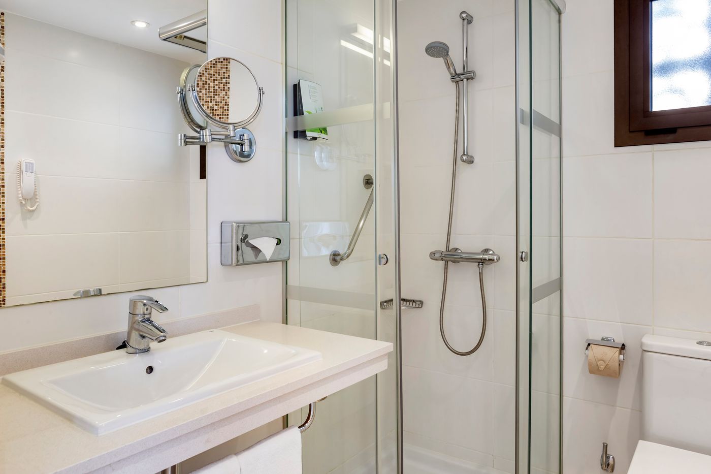 Sunset-Bay-Club-Room-38