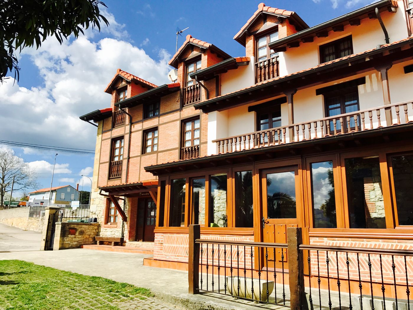 Posada Rural La Cabana de Salmon-Spain-SANTILLANA DEL MAR - CANTABRIA-General view-4