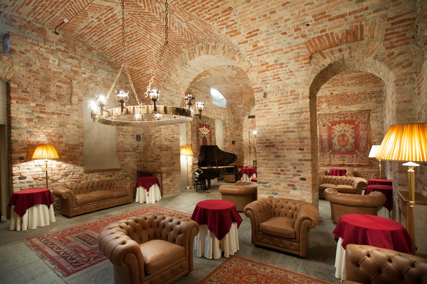Castello Di Guarene - Italy - GUARENE - Lobby - 6