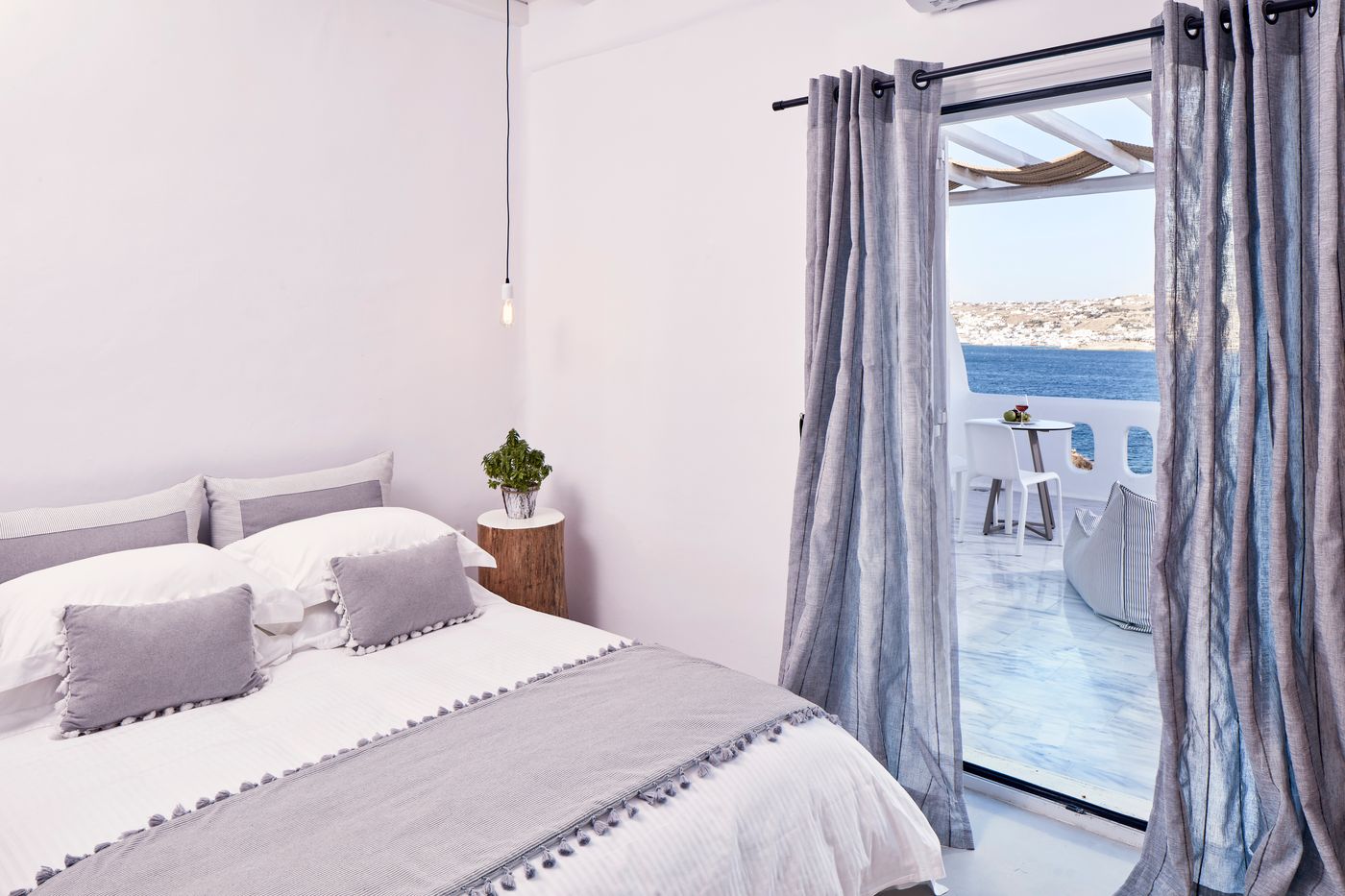 Mykonos-No5-Luxury-Suites---Villas-Room-26
