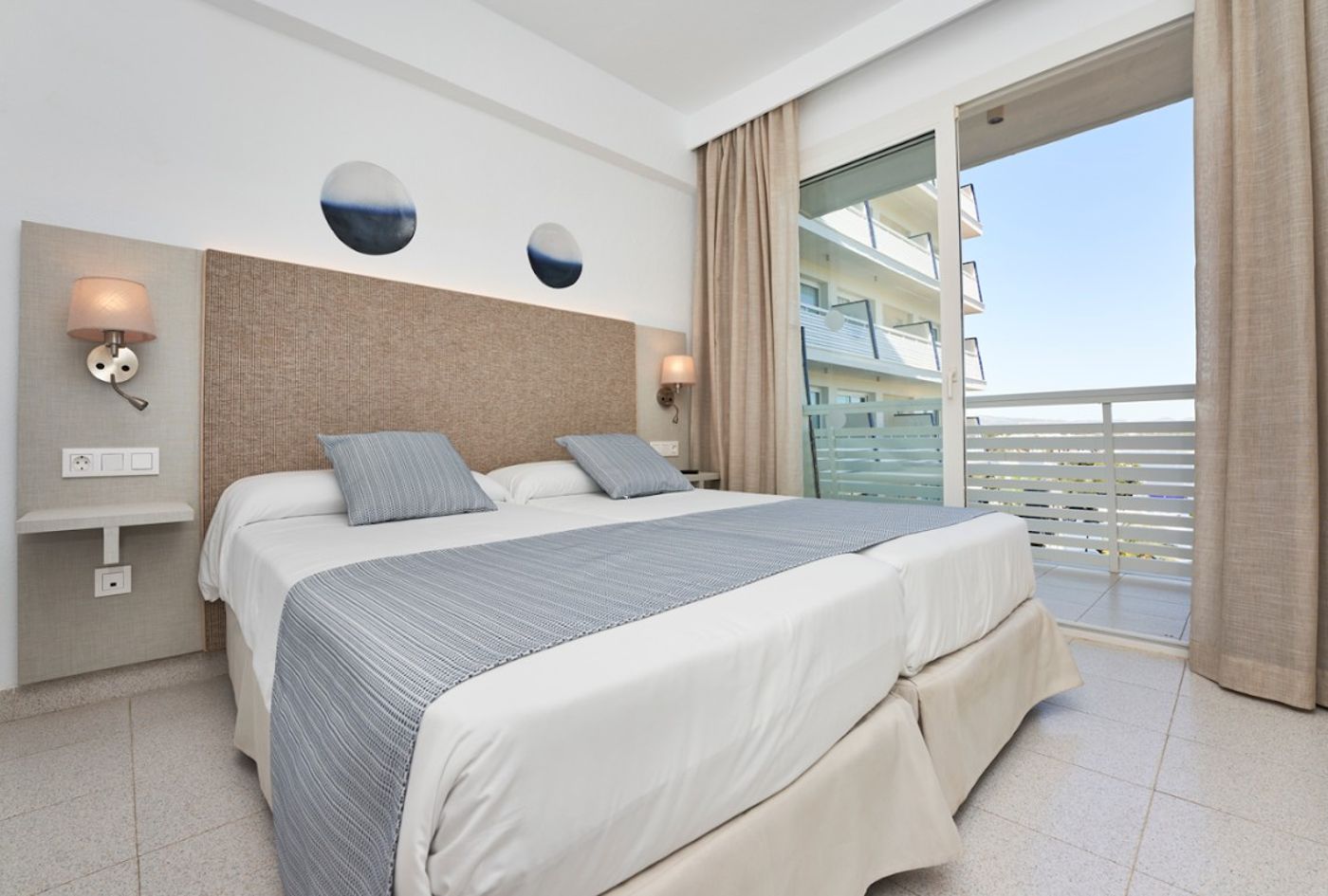 18.02.26 SMY Portocolom