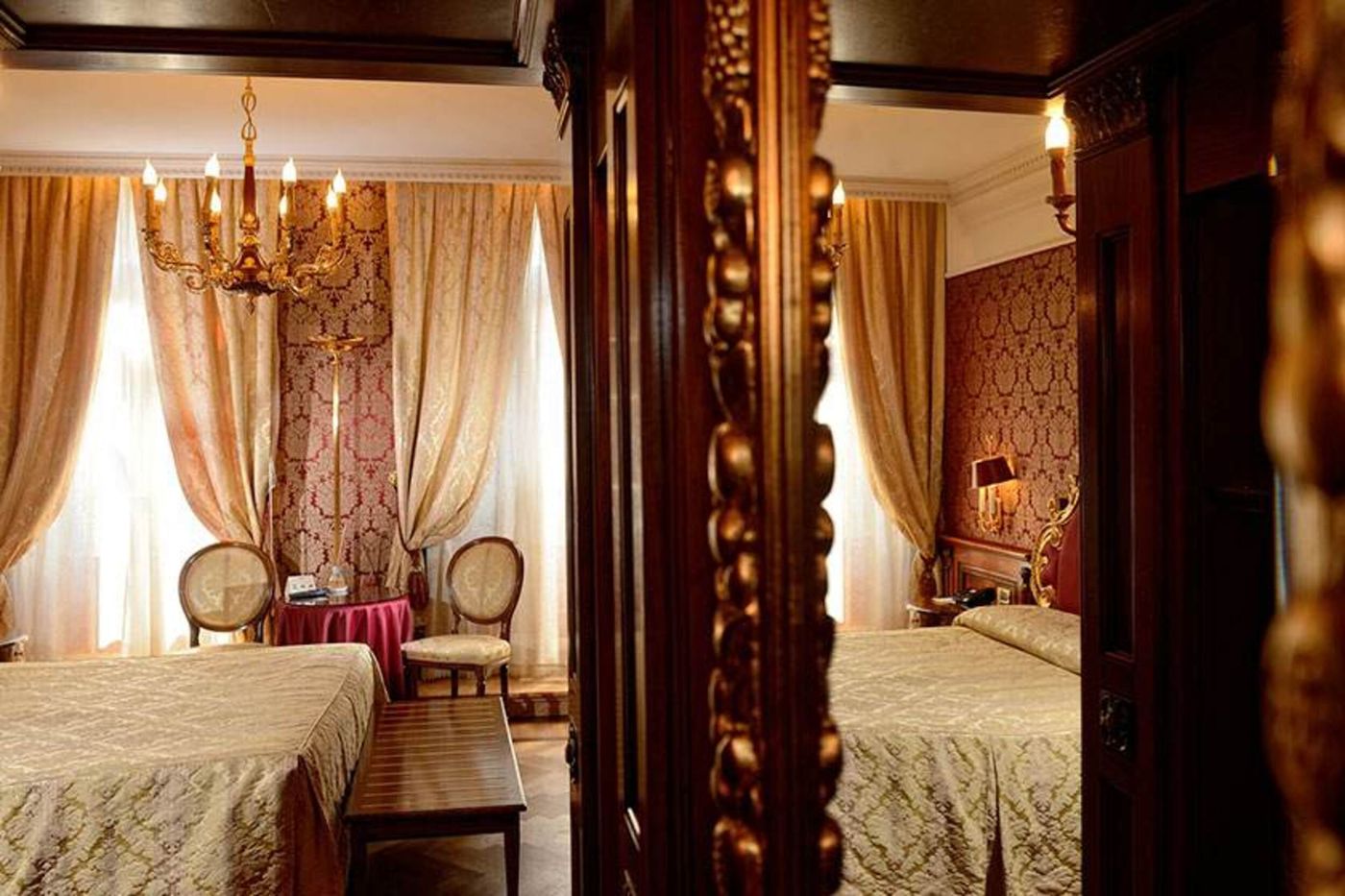 San-Marco-Luxury---Bellevue-Luxury-Suites-Room-11