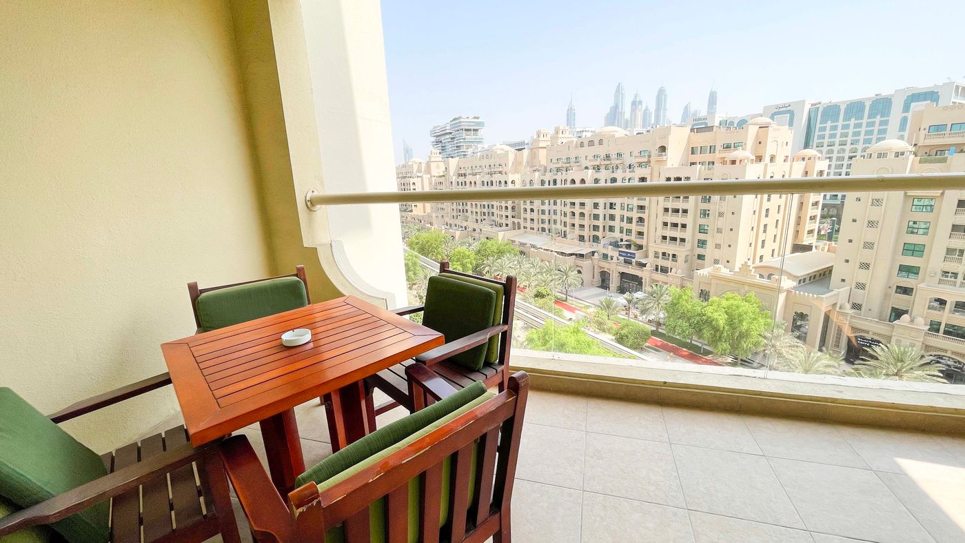 Royal-Club-Palm-Jumeirah-Dubai-Room-5