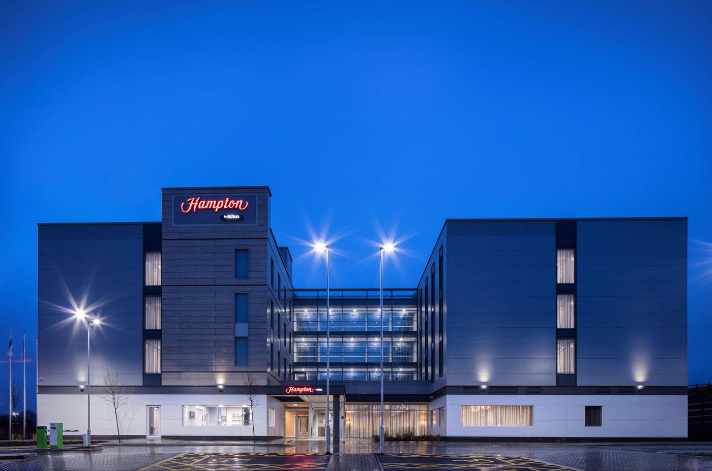 Hampton by Hilton Bristol Airport-United Kingdom-BRISTOL-General view-4