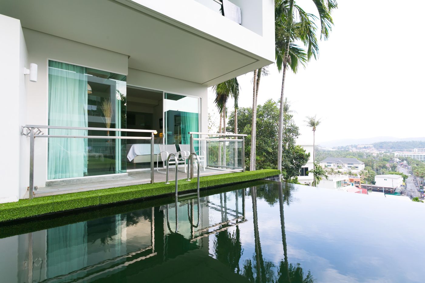 Sugar-Palm-Grand--Hillside-Room-2